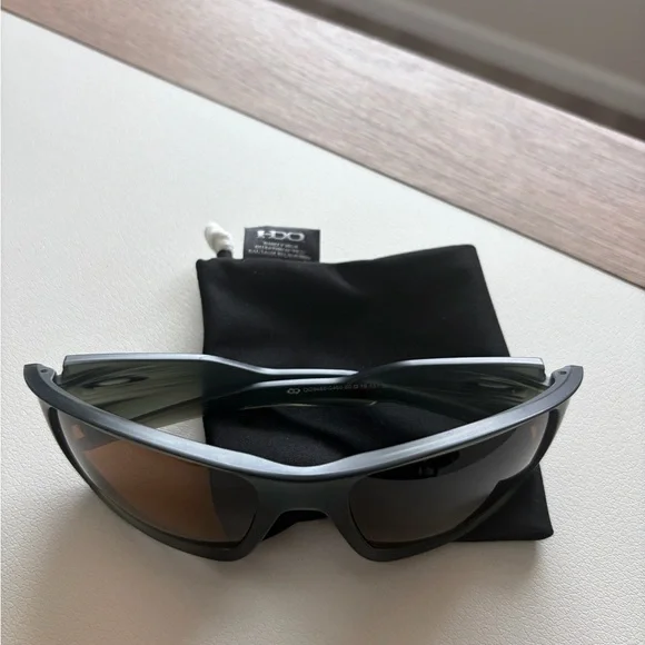 Oakley Masseter olive with tungsten Lenses - Picture 4 of 7